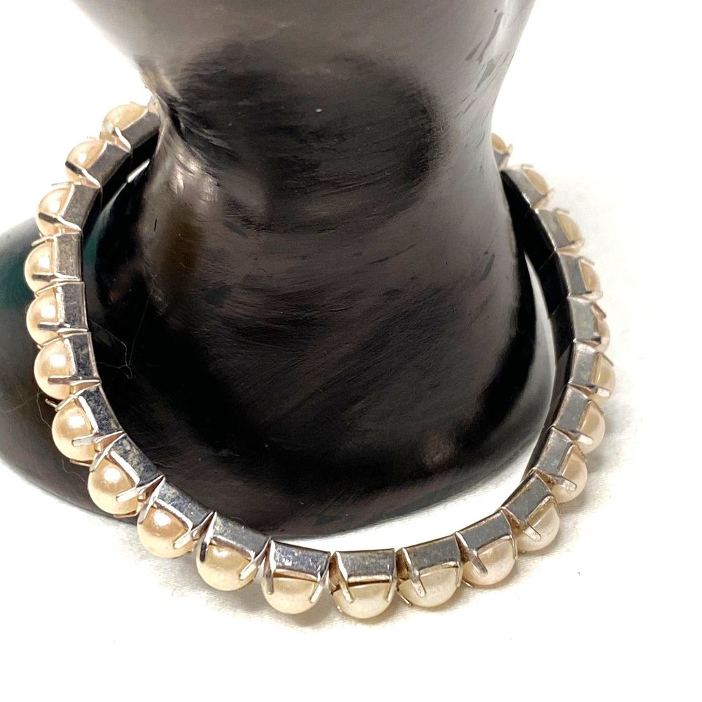 💎Pearlesque Bead Silver Tone Prong Set Stretch Bracelet Vintage